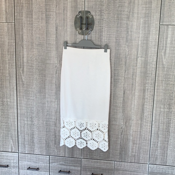 Zara Crochet Midi Skirt‎ - Picture 8 of 17